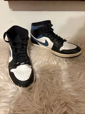 Nike High-Top Sneakers - Black/White/Blue